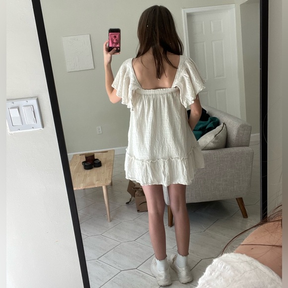 Lulu’s Flutter Sleeve Mini Dress - Picture 4 of 4